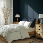 Annecy - Housse De Couette + Taie D'Oreiller - Satin De Coton - Bleu Foncé / Blanc
