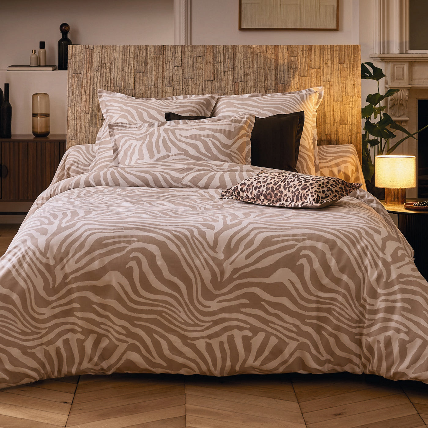 Evasion Zébrée - Housse De Couette + Taie D'Oreiller - Satin De Coton - Taupe