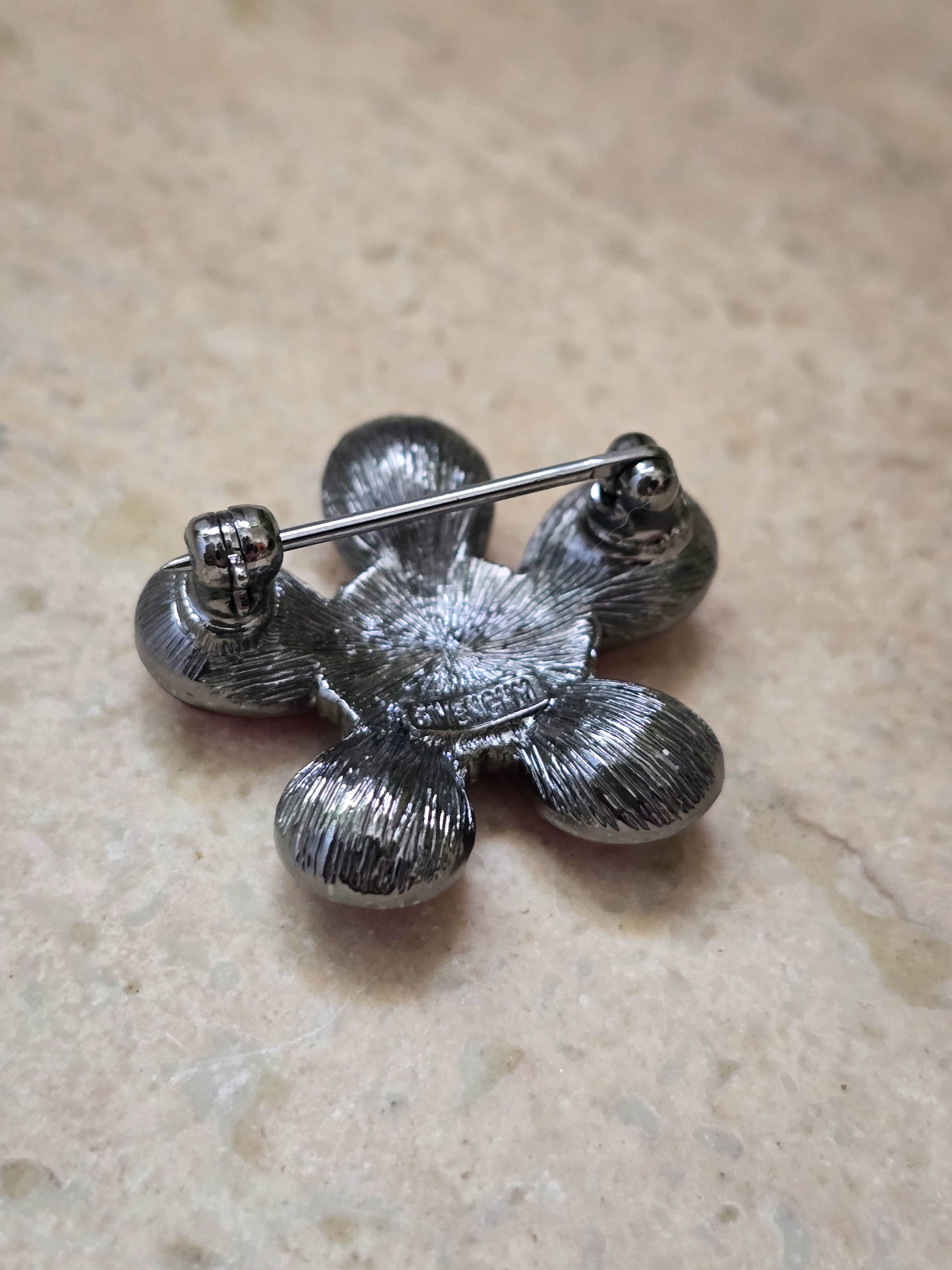 Broche Givenchy Vintage