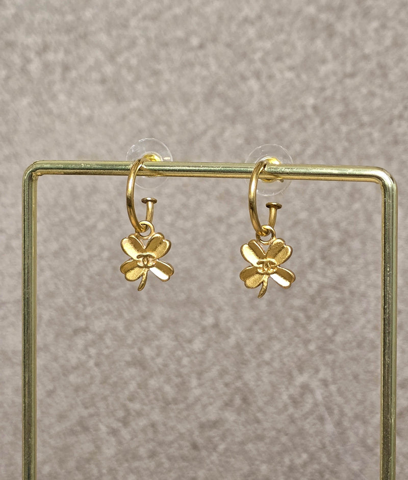 Chanel Boucles D'Oreilles Trèfle 2003