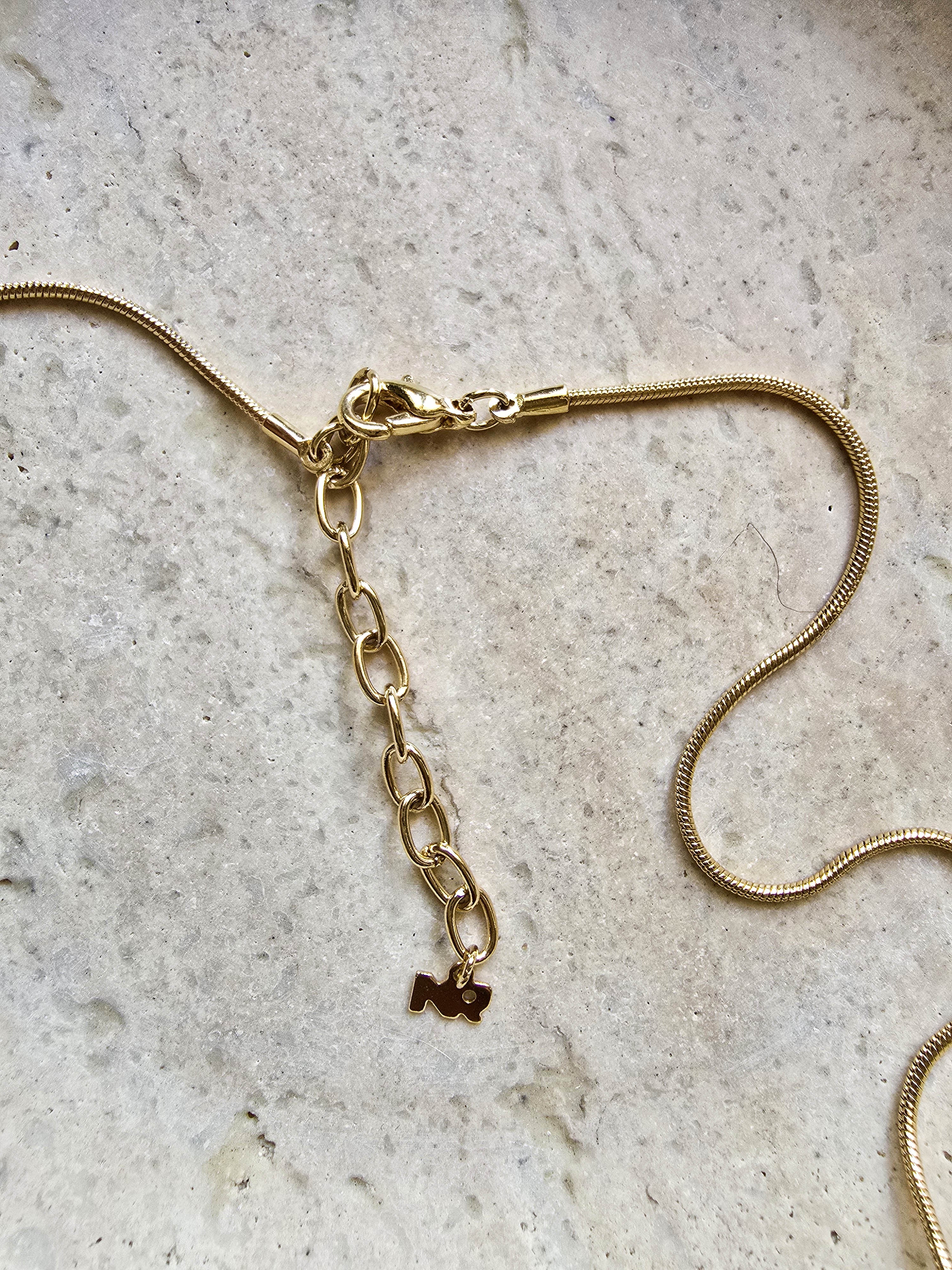 Nina Ricci Necklace Mini Star Pendant