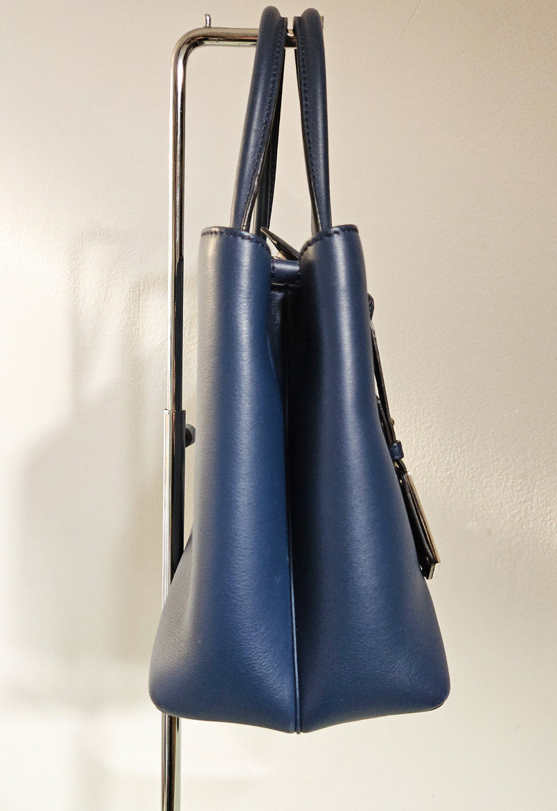 Fendi Bolso tote de cuero azul 2Jours