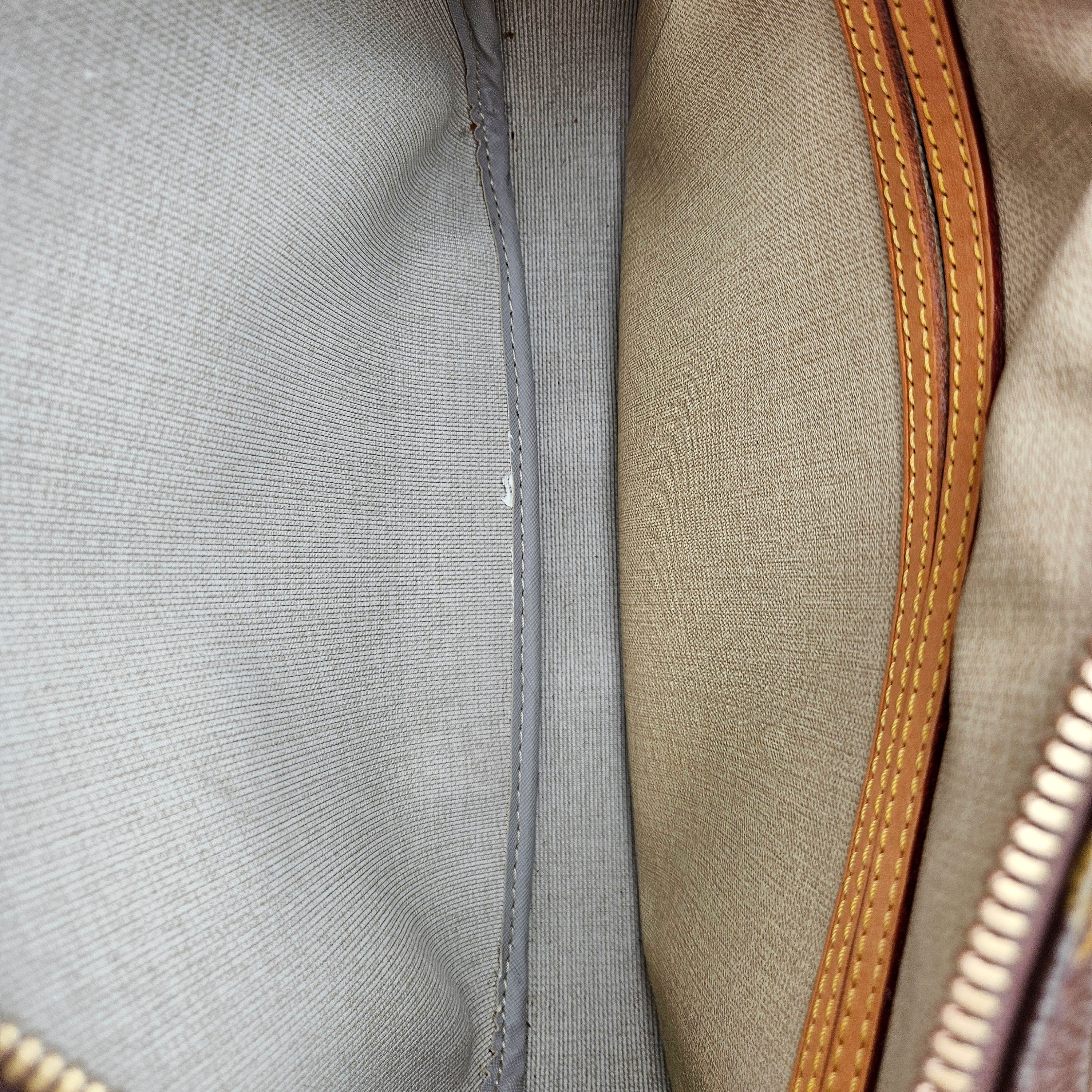 Louis Vuitton Reporter Monogram
