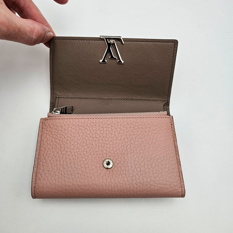 Louis Vuitton Capucines Compact Trifold Wallet