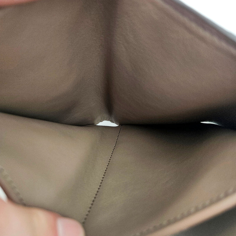 Louis Vuitton Capucines Compact Trifold Wallet