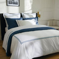 Biarritz - Housse De Couette + 1 Ou 2 Taie(S) D'Oreiller - Satin De Coton - Bleu Fonce / Blanc