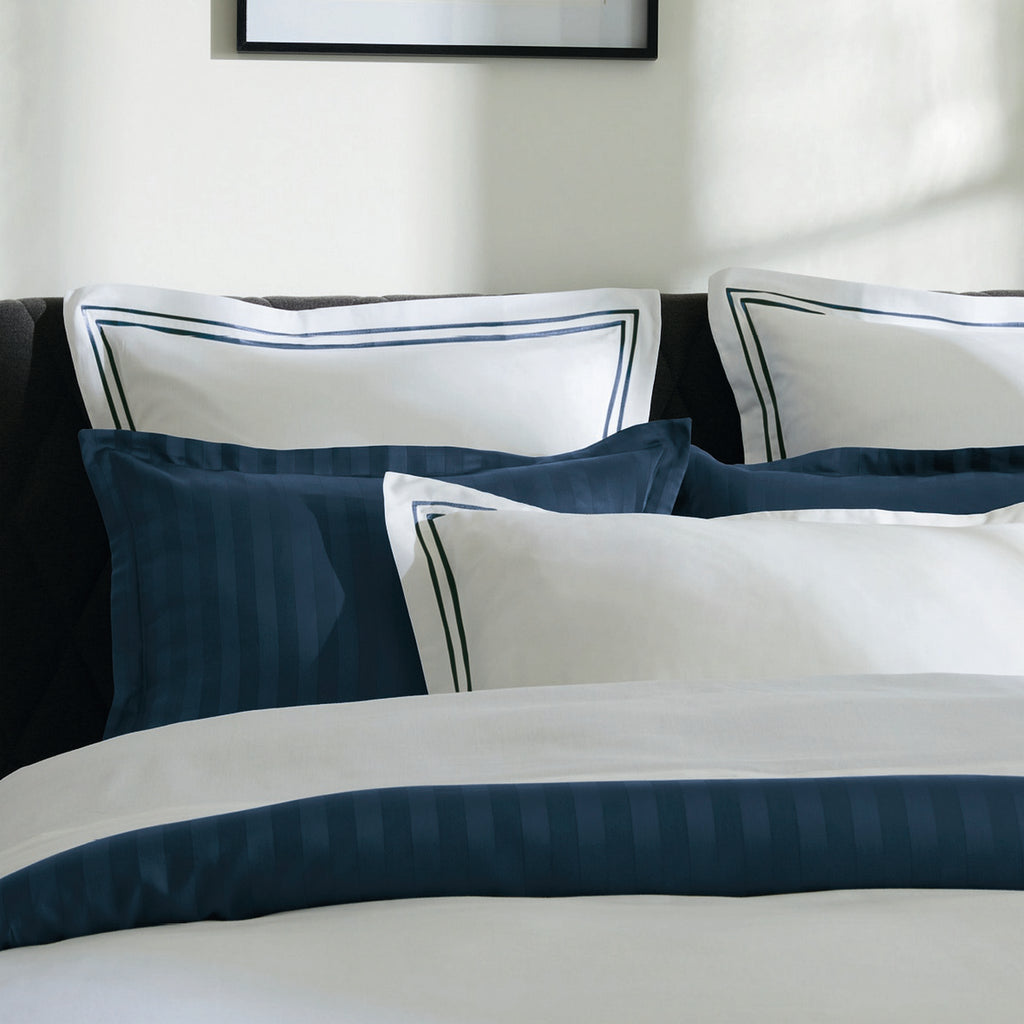 Biarritz - Set De 2 Taies D'Oreiller - Satin De Coton - Bleu Fonce / Blanc