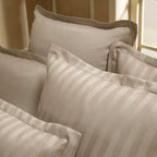 Jacquard - Set De 2 Taies D'Oreiller - Satin De Coton Rayure Tissé Dobby - Taupe 01