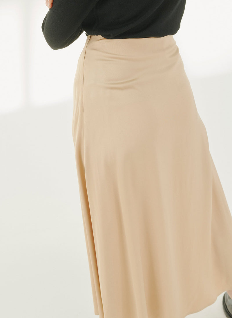 Maison Standards - Long Satin Skirt - Ecru - Women