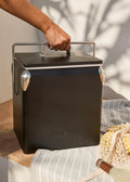 Cooler Retro - Nevera Portátil 13L Térmica Con Abridor De Botellas - Negro