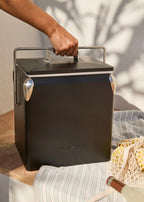 Cooler Retro - Nevera Portátil 13L Térmica Con Abridor De Botellas - Negro