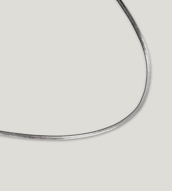Lili Necklace