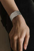 Brazalete Alenka con baño de paladio