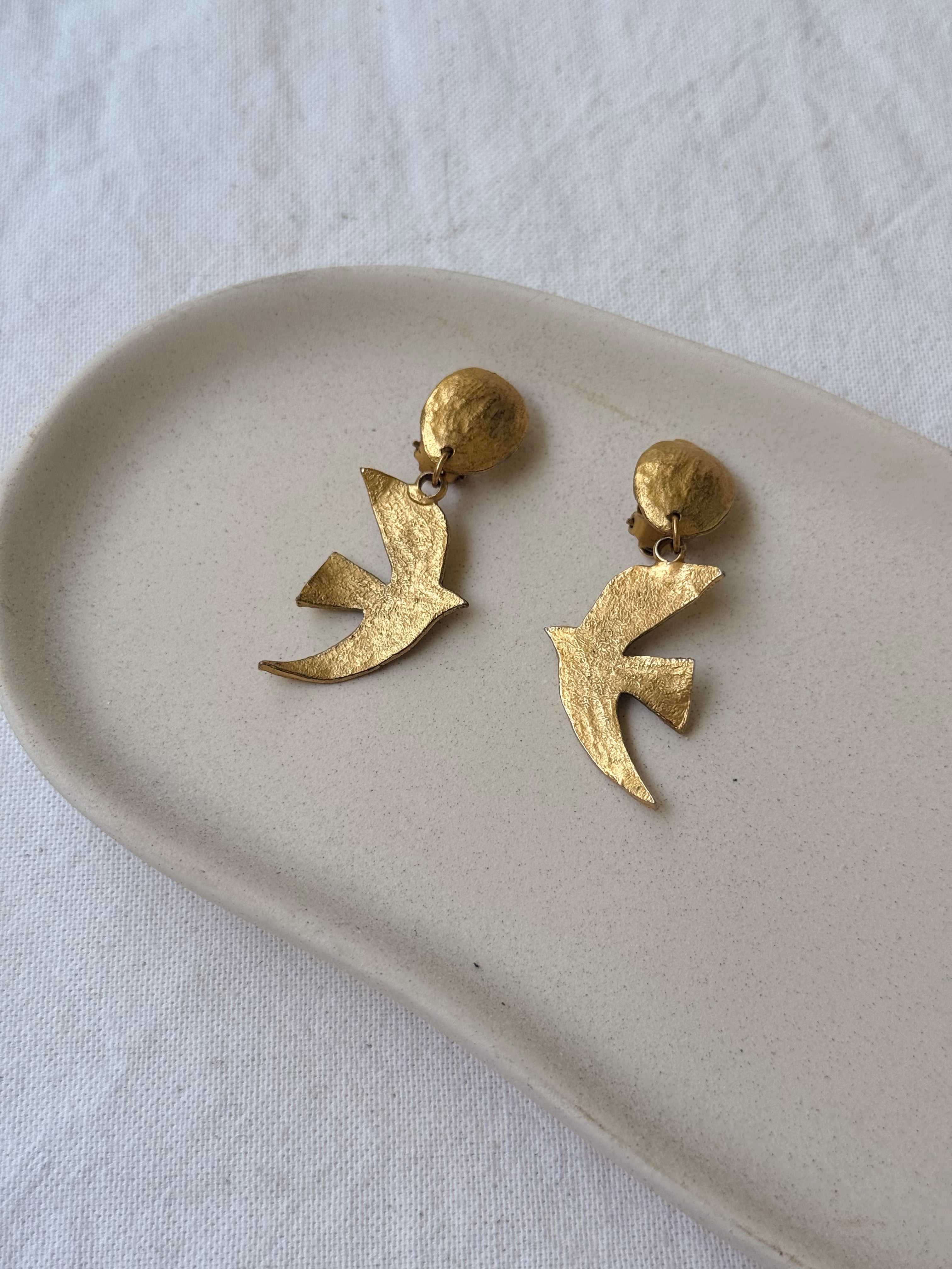 Vintage Earrings - Gold-Tone Birds