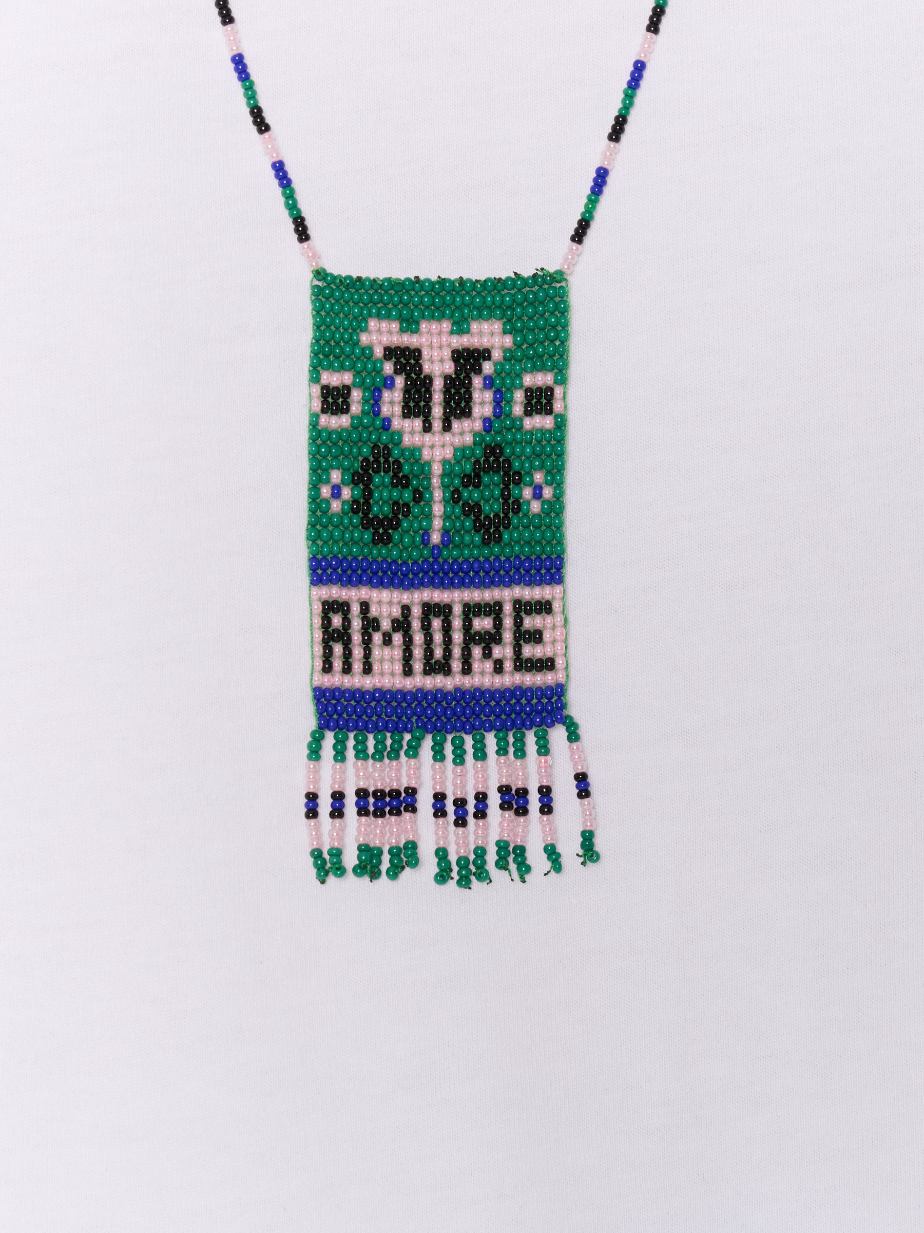 Tshirt Avec Collier Perles - White