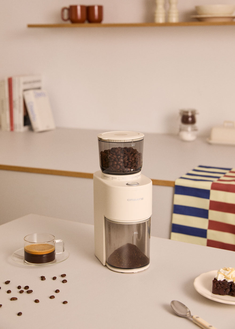 Coffee Grinder Studio Pro - Moulin À Café Avec Réservoir & 38 Niveaux De Mouture - Sable