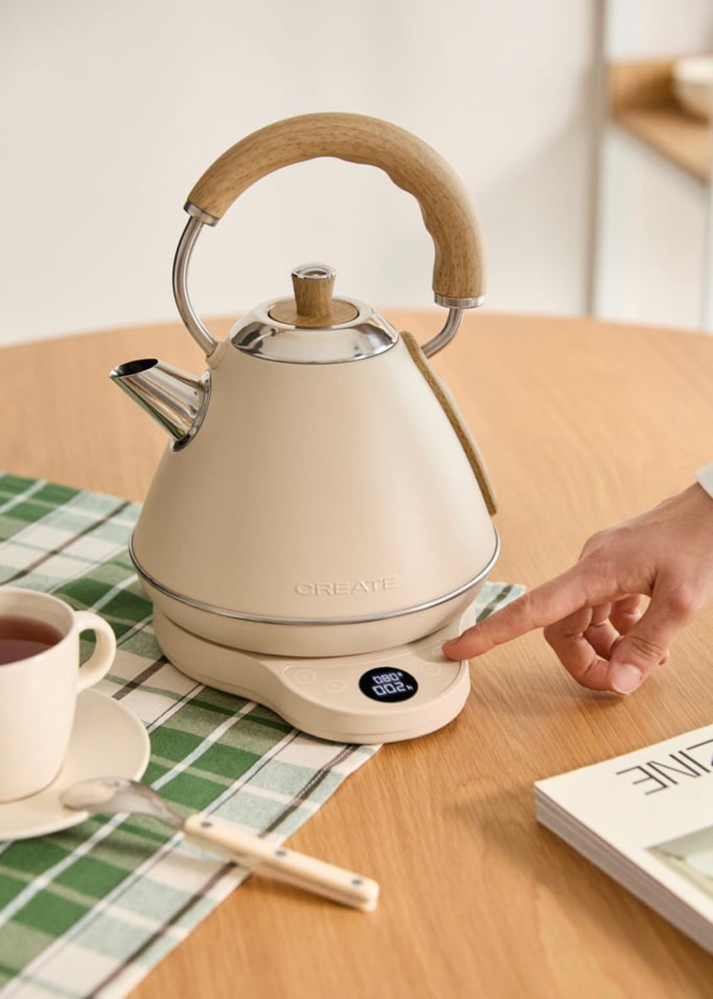 Kettle Retro Pro - Electric Kettle With Temperature Control - 1L - Sand