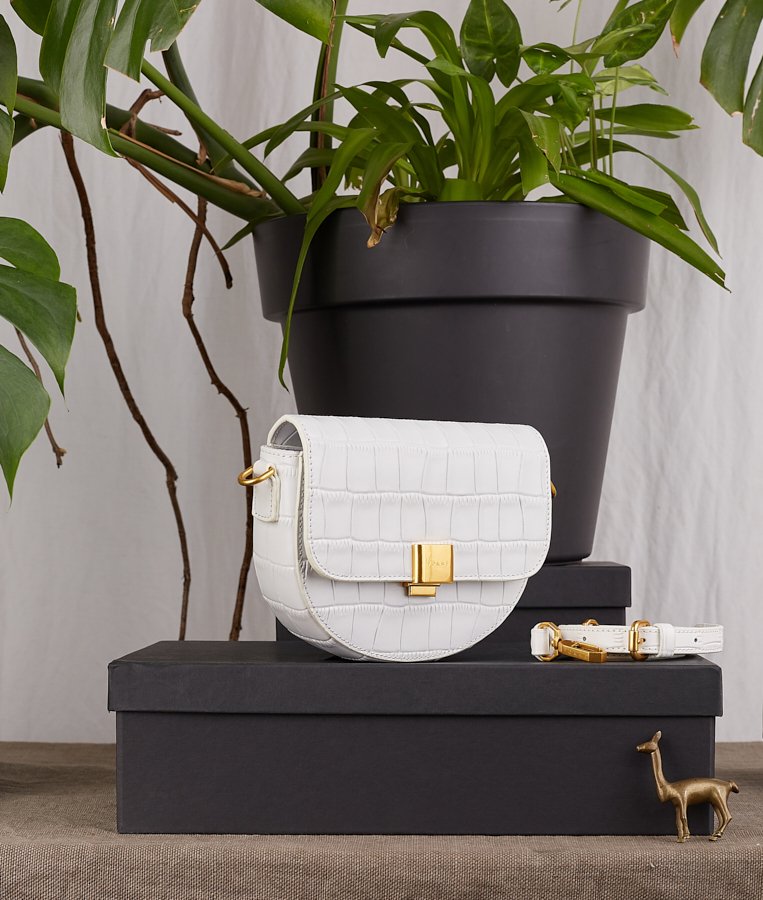 commeunnuage_croco_blanc