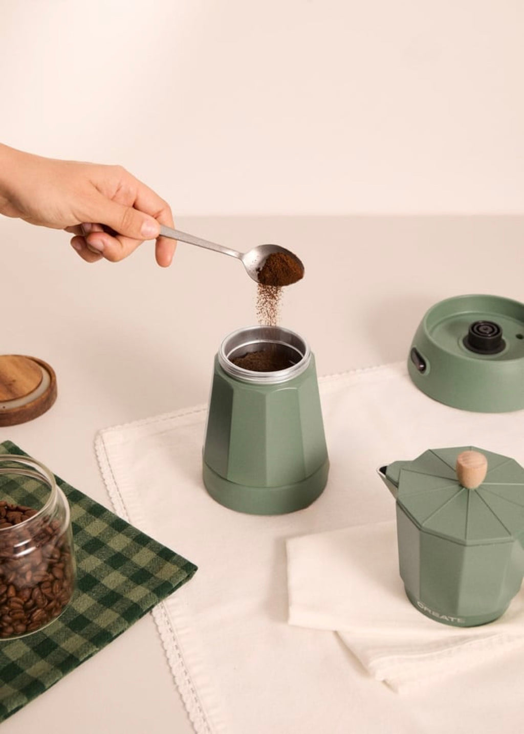 Thera Moka Electric - Electric Italian Coffee Maker with Keep-Warm Function - Sage