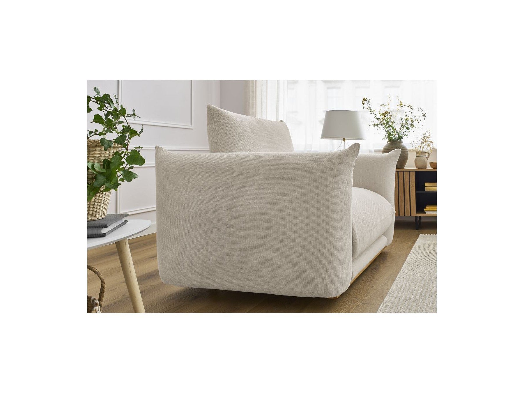 Ernest - Armchair - Smooth Fabric