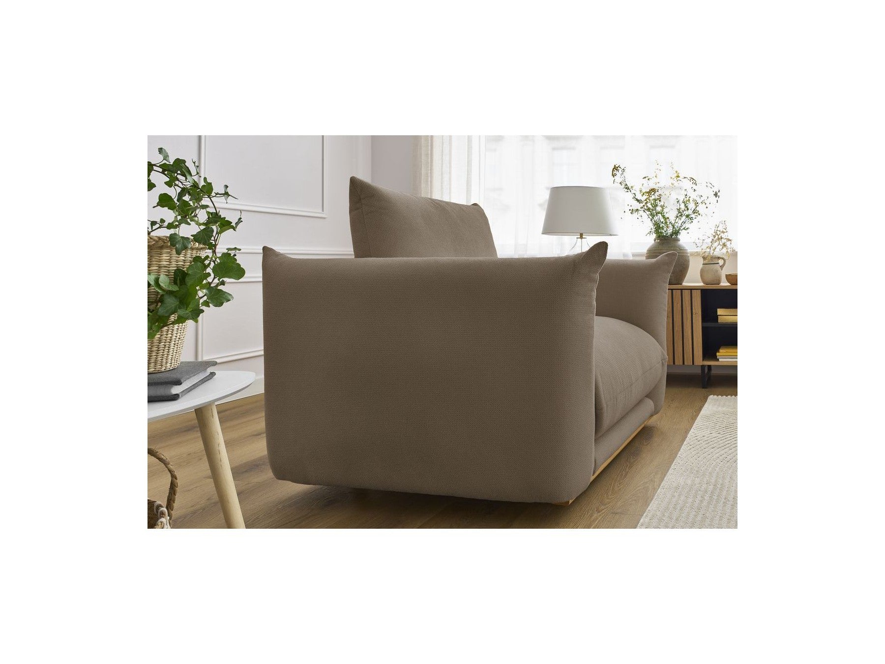 Ernest - Armchair - Smooth Fabric