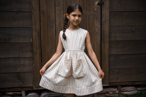 Vestido de rayas Orla - Selección Soor Ploom disponible en amaetc.com, concept store ecológico para niños