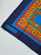 Bufanda Yves Saint Laurent – Estampados gráficos coloridos