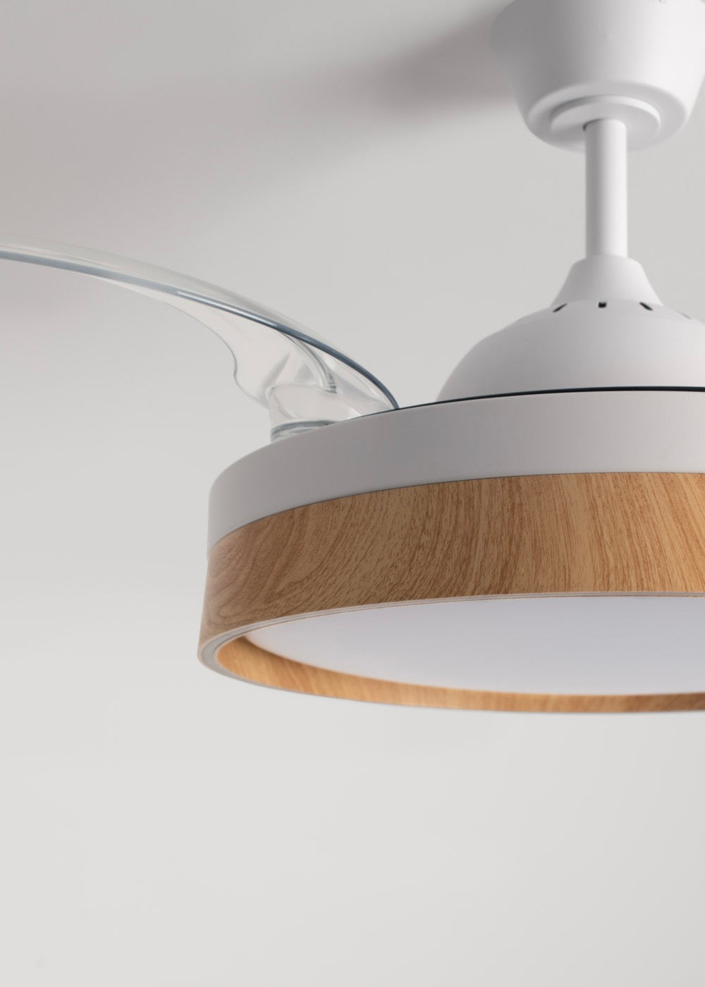 Wind Clear Edge - Ventilateur De Plafond Silencieux 40W Avec Pales Rétractables Et Lumière Led - Blanc/Bois Clair