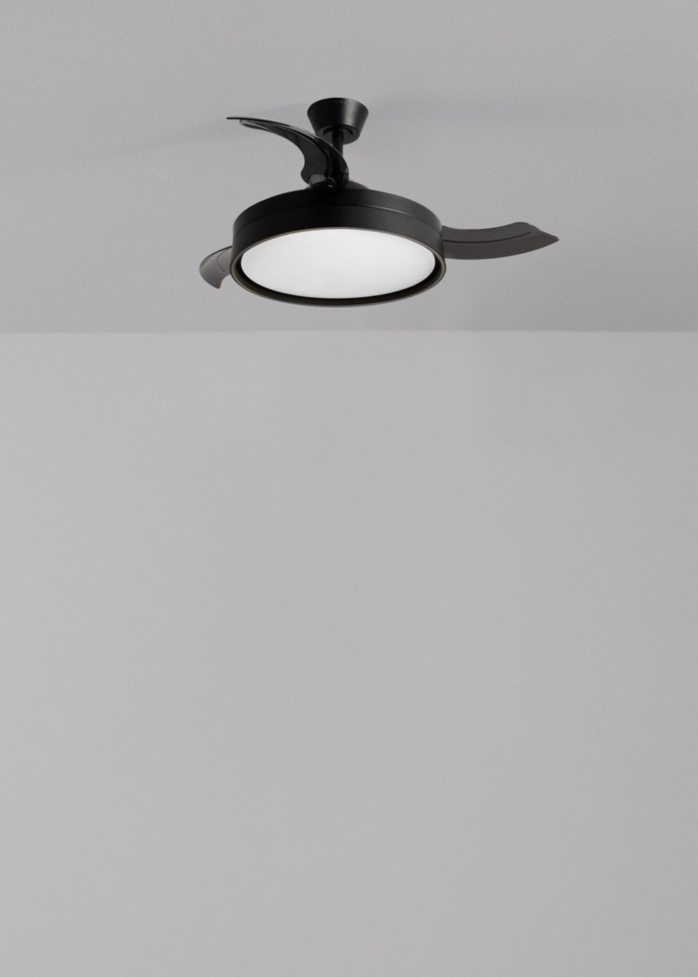 Wind Clear Edge - Ventilateur De Plafond Silencieux 40W Avec Pales Rétractables Et Lumière Led - Noir