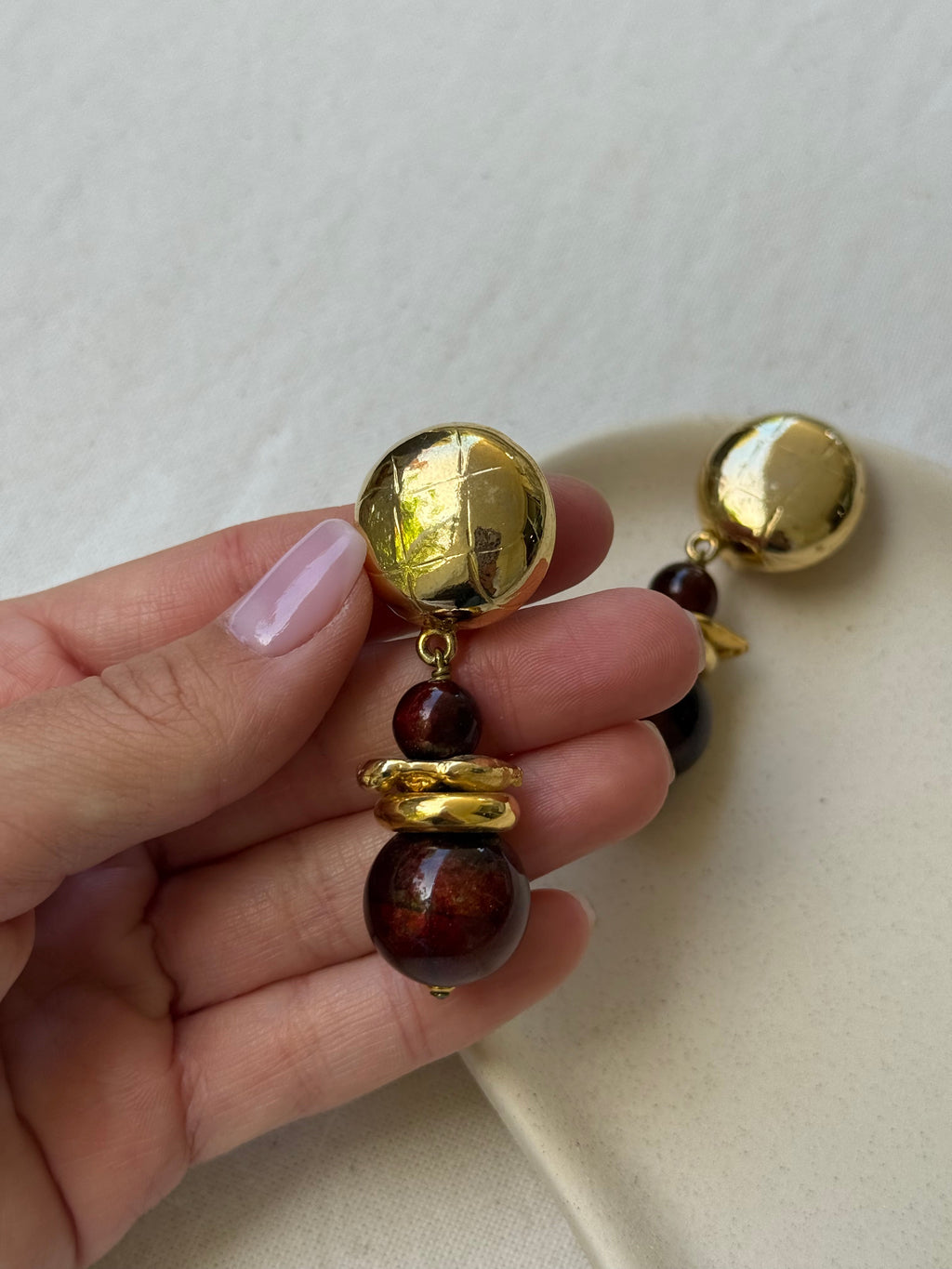 Boucles D’Oreilles Vintage - Perles Marrons Pendantes