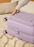 Luggage Studio Pocket - Maleta rígida extensible apta para compañías low cost - Lavanda