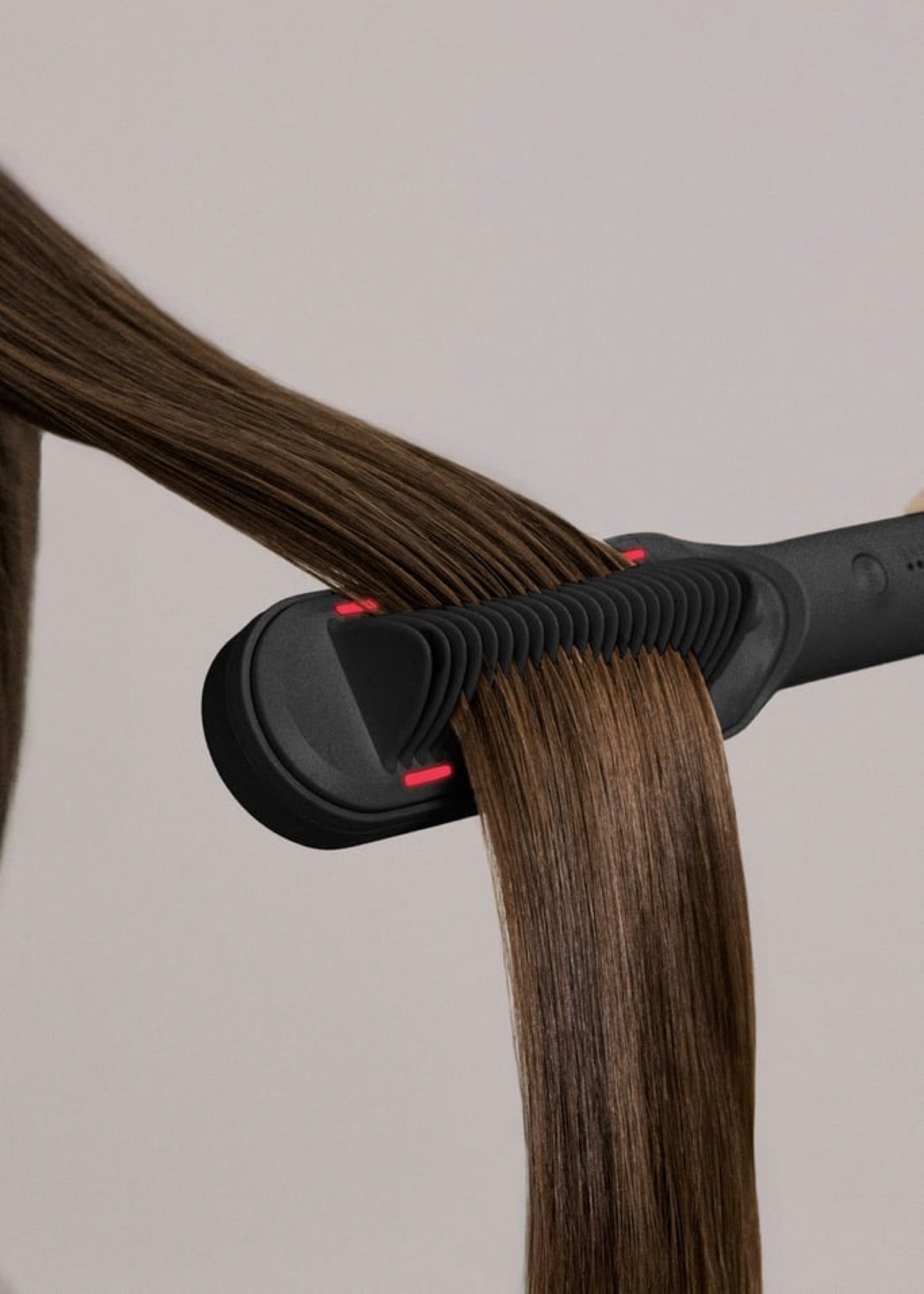Ion Led Styler - Cepillo Alisador Iónico Con Tratamiento Led - Negro