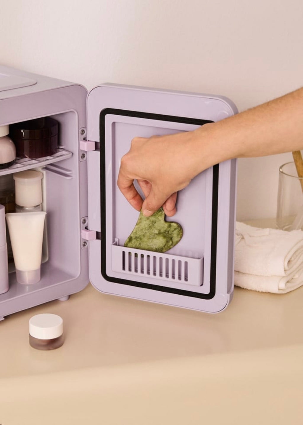 Skincare Mini Fridge - Mini Nevera Para Cosméticos 4L Con Función Frío O Calor - Lavanda