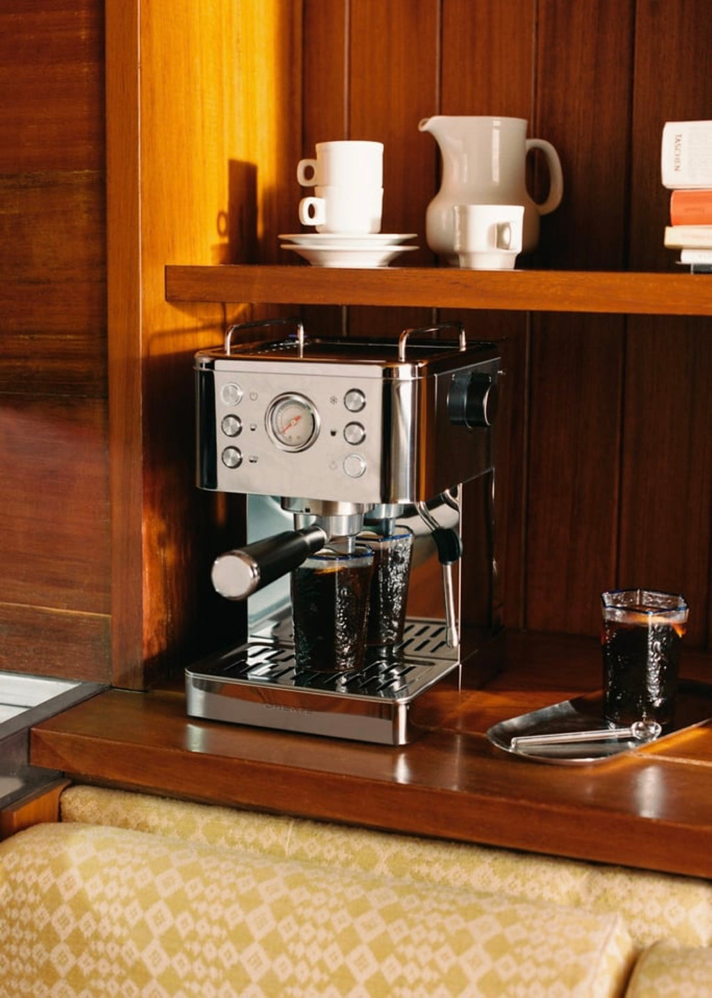 Thera Classic Cold Brew - 20-Bar Espresso Machine with Cold Coffee Function - Chrome