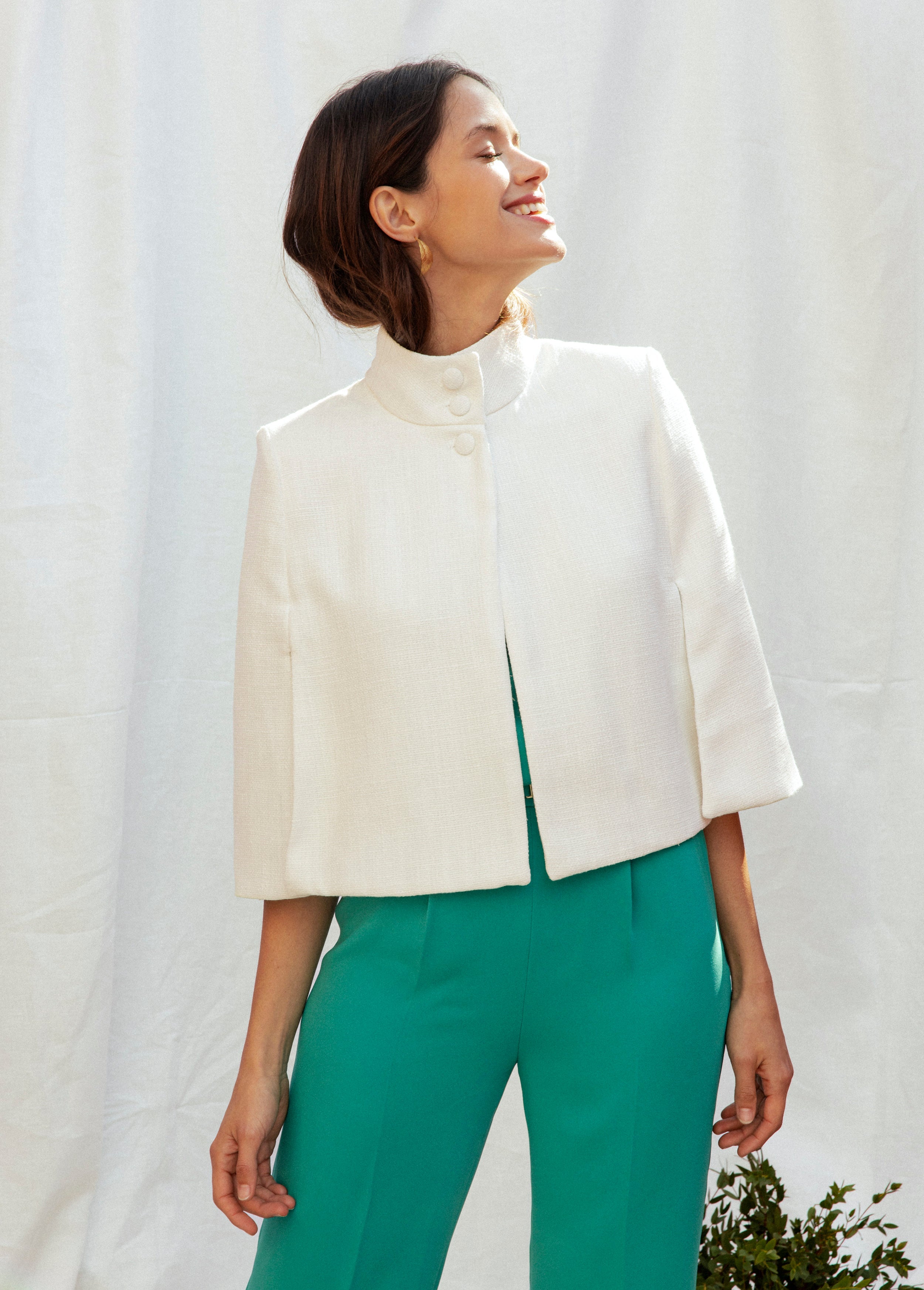 Cape Pia White
