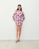 #label: Flor is 1.77m tall and wears a size S