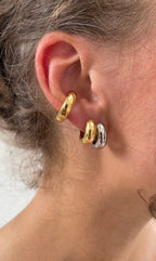 Twisted ear cuff