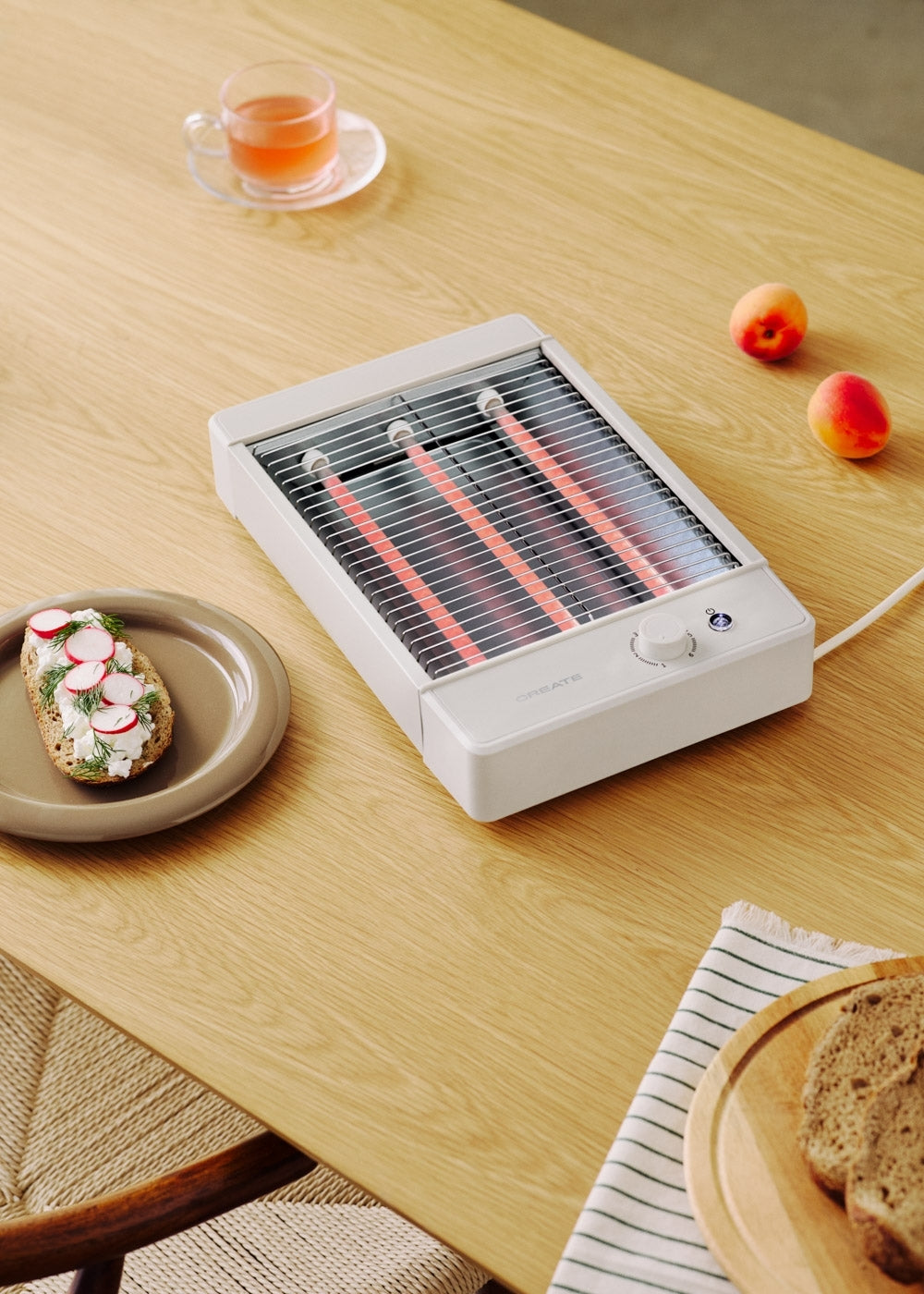 Toast Studio Flat - Grille-Pain Horizontal En Acier Inoxydable Avec 3 Résistances - Blanc Cassé