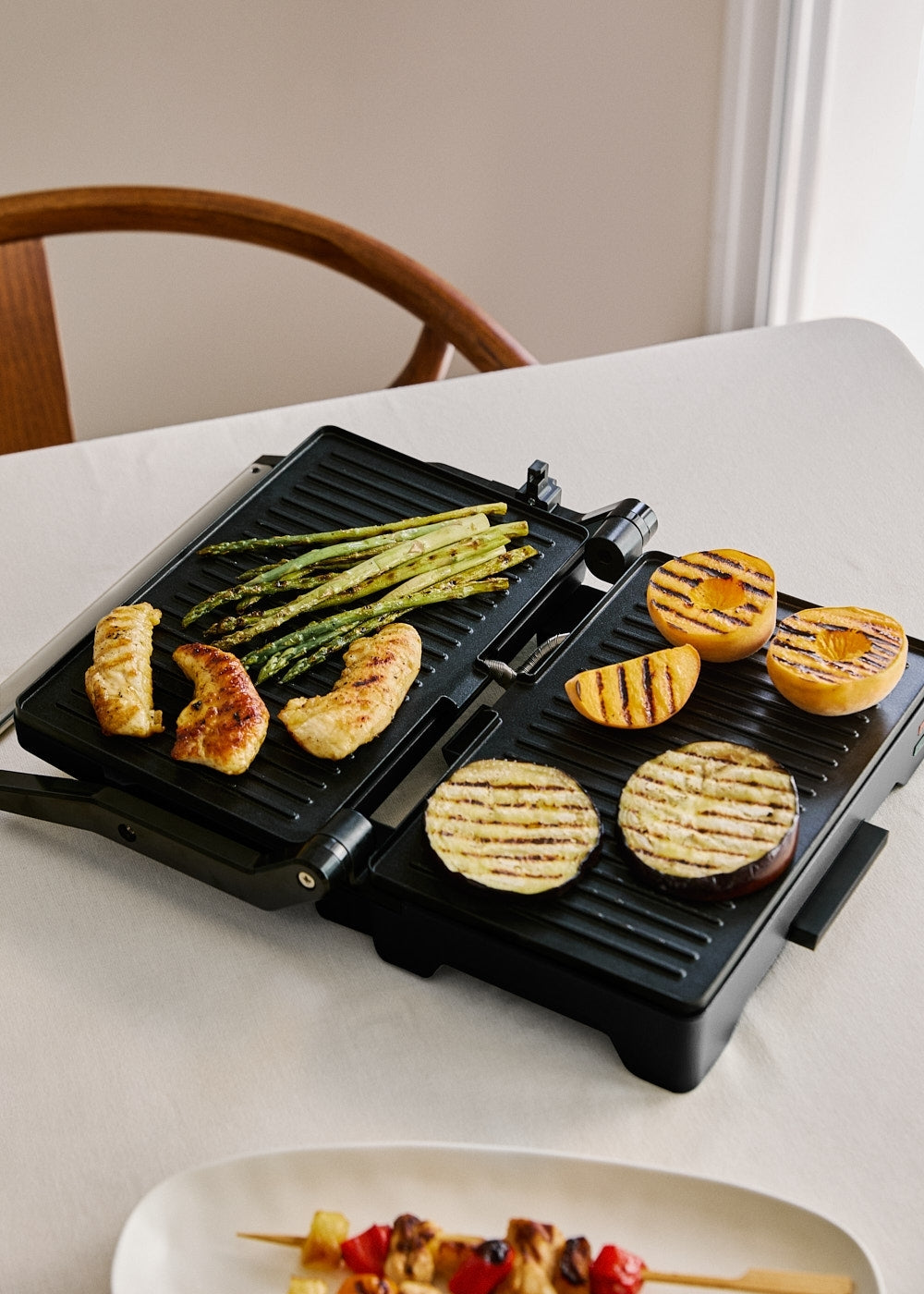 Stone Grill Easy - Grill Et Presse-Panini Multifonction 1600W Ouverture À 180° - Noir