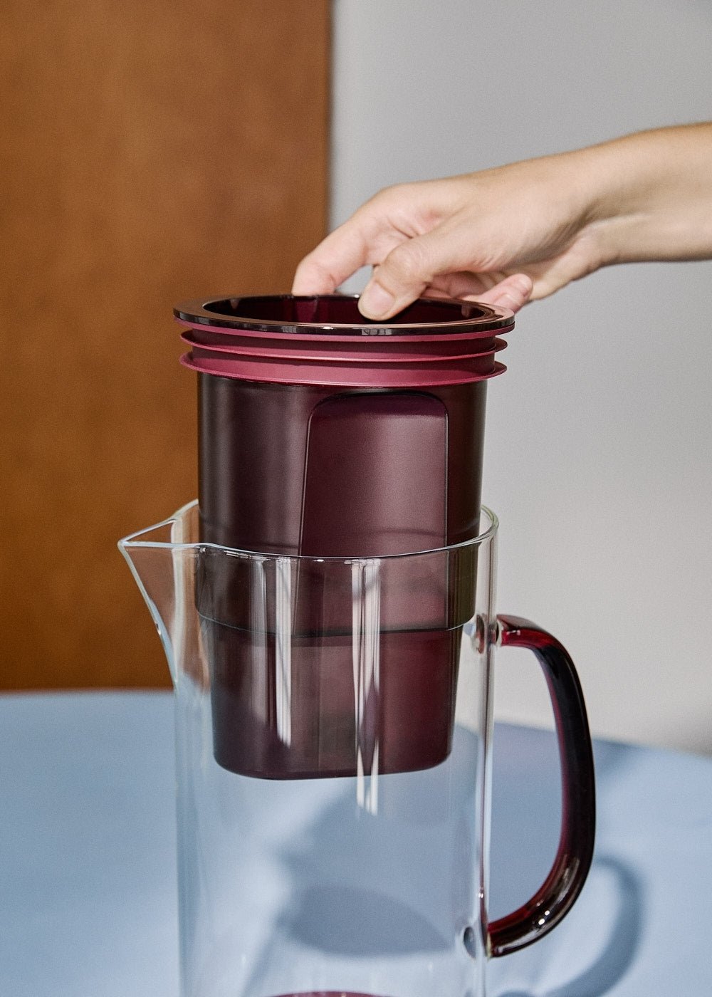 Aqua Clear Jug - Carafe Filtrante Avec Double Filtre - 1,5L - Bordeaux