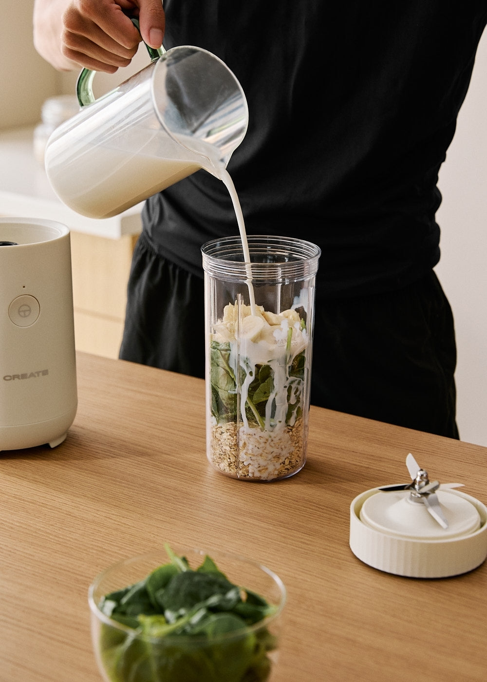 Moi Studio Pro - Blender 1200W Avec Deux Gobelets Portables - Blanc Cassé