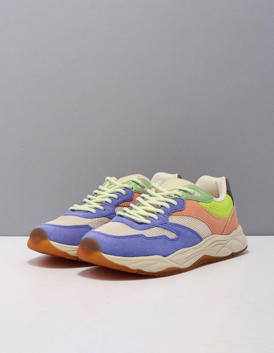 Celest 2.0 Sneaker - Violeta - Mujer
