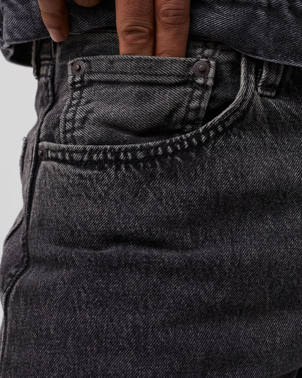 551Z Authentic Jeans (Straight)