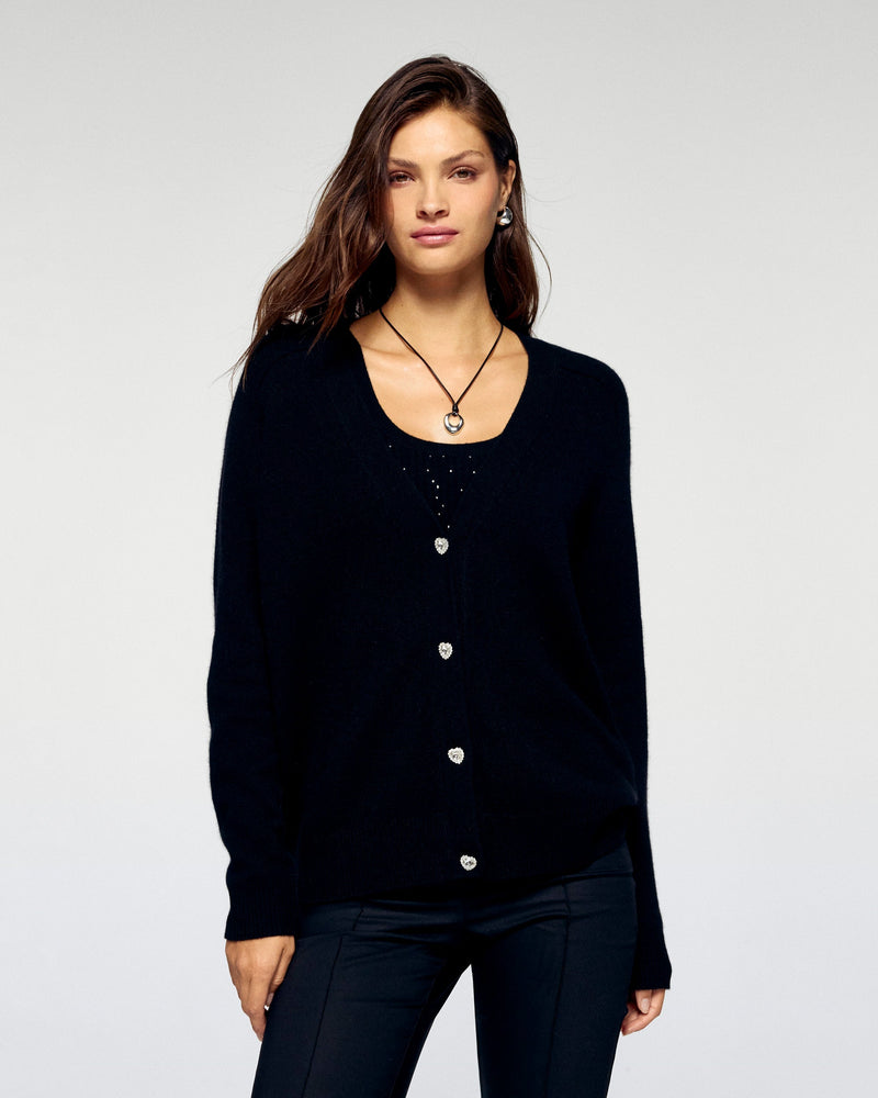 #label: Paige mesure 1,81m et porte une taille S