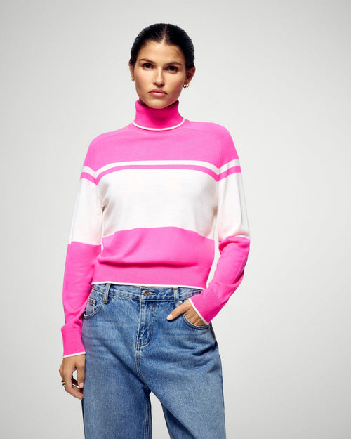 #label: Julieta mesure 1,73m et porte une taille S