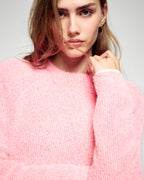 #label: Selaa mesure 1,73m et porte une taille S