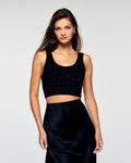 #label: Paige mide 1,81 m y lleva una talla S