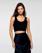 #label: Paige mide 1,81 m y lleva una talla S