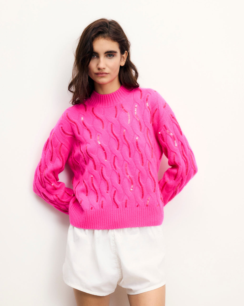 #label: Magdalena mide 1,77 m y lleva una talla S