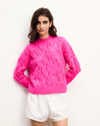 #label: Magdalena mide 1,77 m y lleva una talla S
